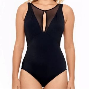 TIME AND TRU ONE PIECE SWIMSUIT SIZE 16W -  18W NWT
